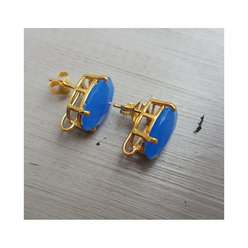 Vergulde oorknoppen gezet met blauw Chalcedoon