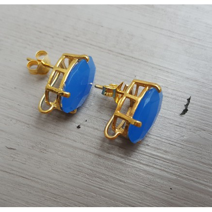 Vergulde oorknoppen gezet met blauw Chalcedoon