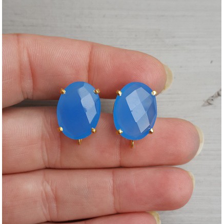 Vergulde oorknoppen gezet met blauw Chalcedoon