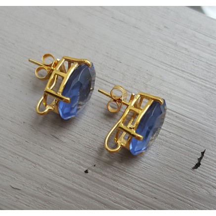 Vergulde oorknoppen gezet met Ioliet blauwe quartz