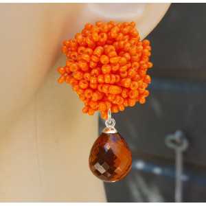 Earrings oorknoppen of orange beads and Citrine quartz 