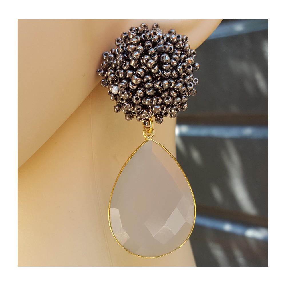 Gold plated earrings with pearls and grey Chalcedony