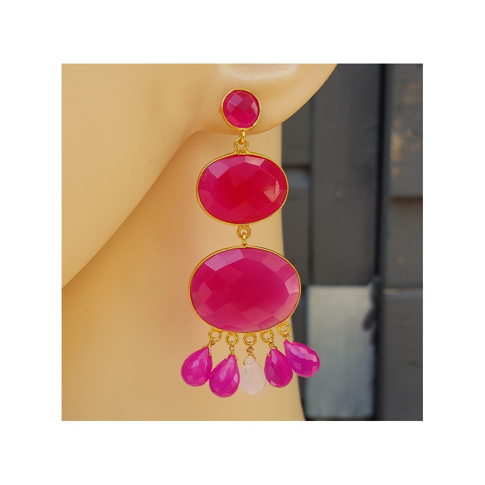 Vergoldete Ohrringe-set mit fuchsia rosa Chalcedon