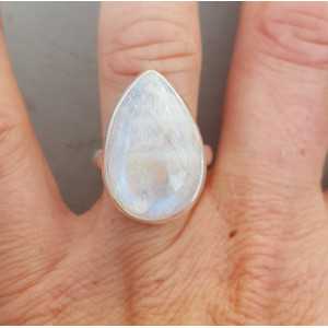 Silver ring with oval cabochon Moonstone 17.5 mm