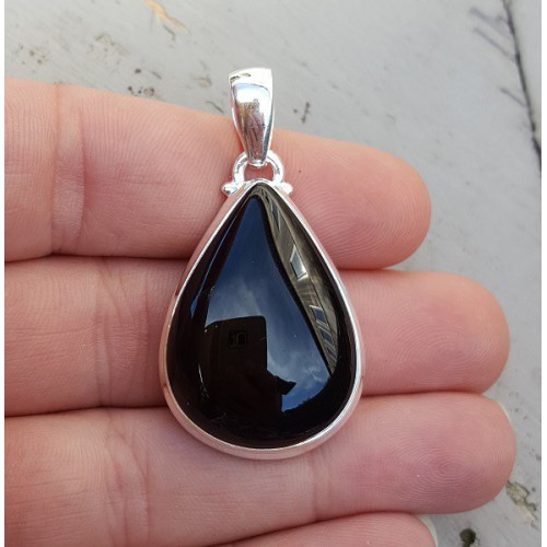 Zilveren hanger met druppelvorm cabochon zwarte Onyx