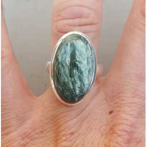 Zilveren ring gezet met ovale Seraphiniet 17 mm