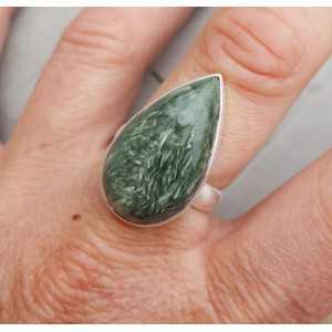 Zilveren ring gezet met druppelvormige Seraphiniet 18 mm