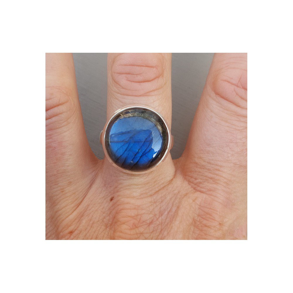 Silver ring set with round Labradorite 19 mm