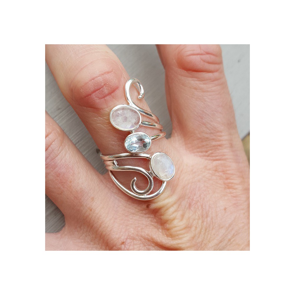 Ziveren ring set with Moonstone and blue Topaz 19