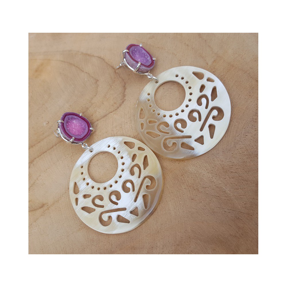 Zilveren oorbellen met Agaat geode en ronde Buffelhoorn