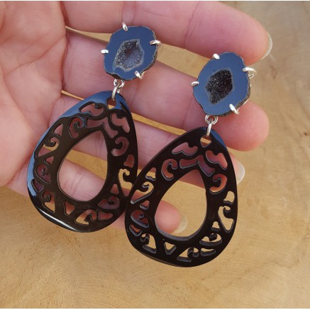 Zilveren oorbellen met Agaat geode en zwarte Buffelhoorn