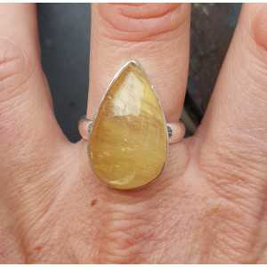 Silver ring with teardrop shaped gold Rutielkwarts 18.5 mm