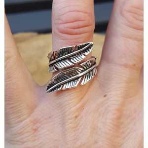 Silver feather ring adjustable