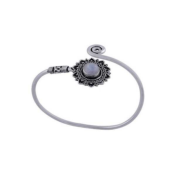 Silver bracelet / bangle with carved setting set with Moonstone
