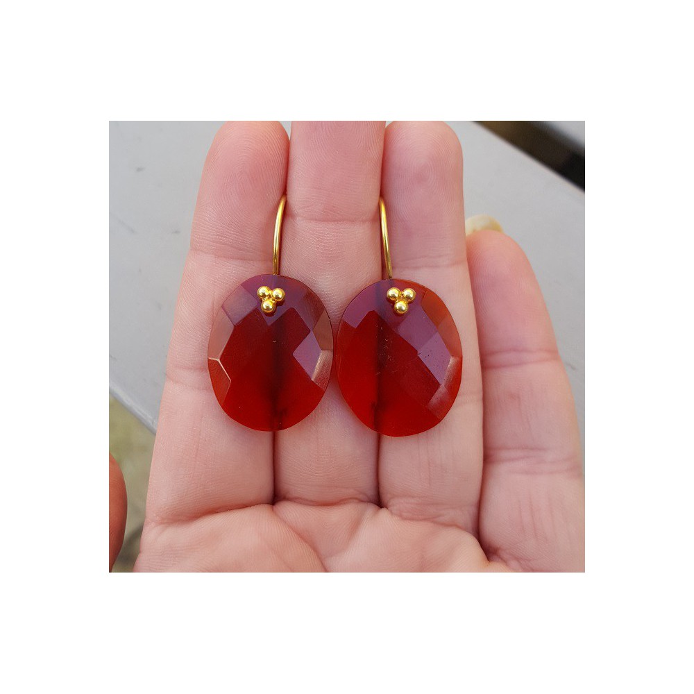 Gold-plated silver earrings set with oval Garnet and red quartz