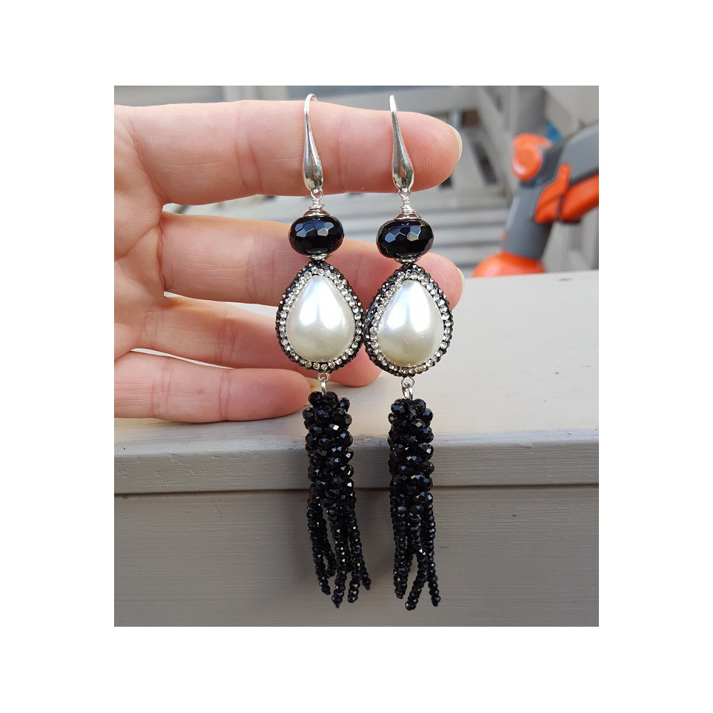 Silver earrings with Onyx Pearl with crystal and tassel