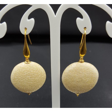 Oorbellen met beige Roggenleer