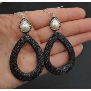 Earrings with open drop black Roggenleer Pearl and crystals
