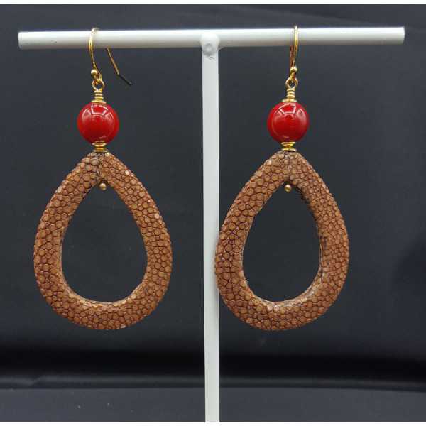 Earrings with open drop brown Roggenleer and Coral
