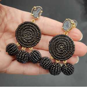 Black beaded earrings and Agate geode