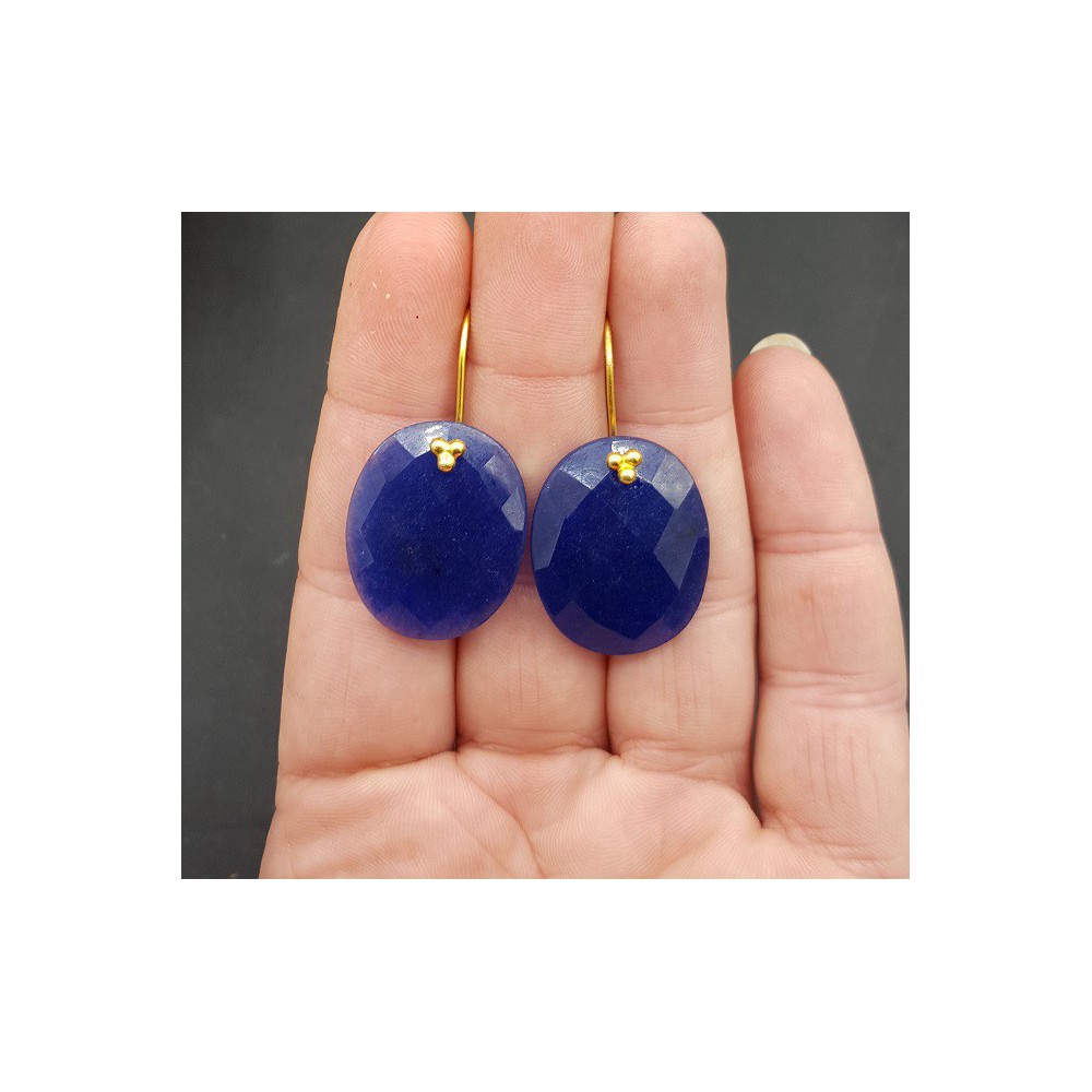 Gold plated earrings with oval Sapphire