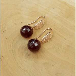 Earrings with large round Garnet quartz