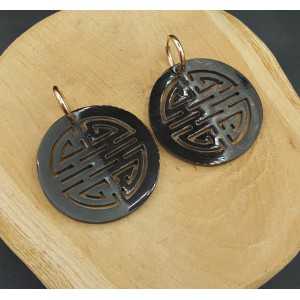 Creoles with round black buffalo horn pendant