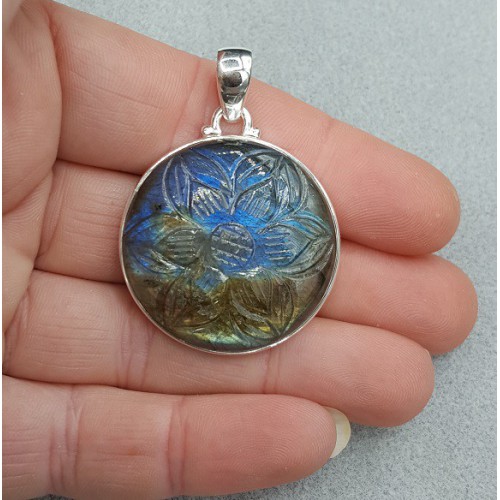 Zilveren hanger met ronde uitgesneden Labradoriet