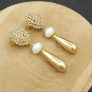 Gold plated earrings with crystals and Pearl