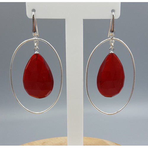 Zilveren oorbellen met Granaat rode quartz briolet