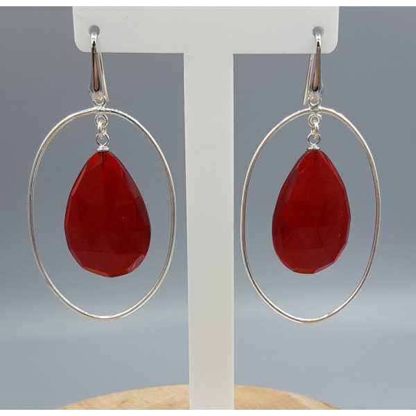 Zilveren oorbellen met Granaat rode quartz briolet