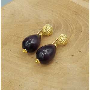 Earrings with dark purple cat's eye briolet