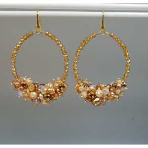 Gold plated earrings with crystals