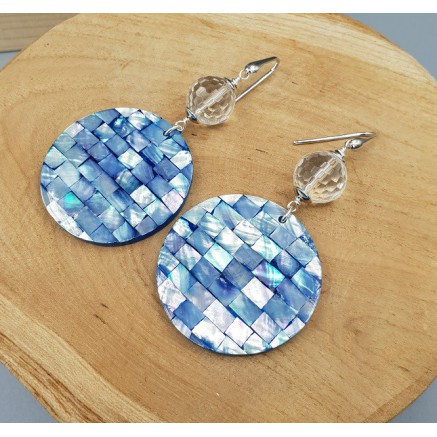 Oorbellen met ronde schelp hanger en Bergkristal