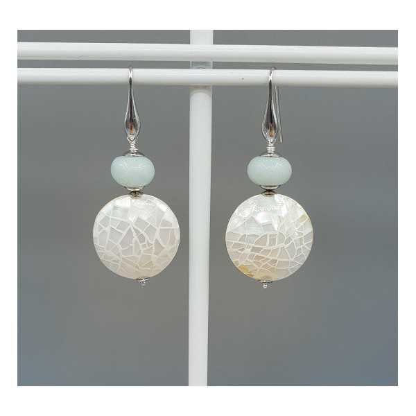 Earrings with round ivory white shell and Amazonite