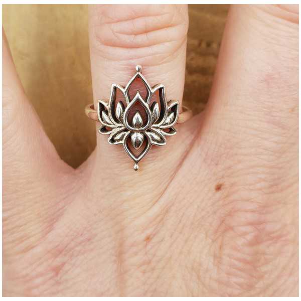 Silver ring with Lotus 16.5 or 17.5 mm