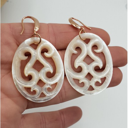 Oorbellen met oval uitgesneden Parelmoer