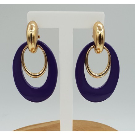 Gouden creolen met paarse Buffelhoorn hanger