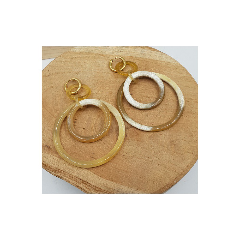 Creolen met ringen van Buffelhoorn