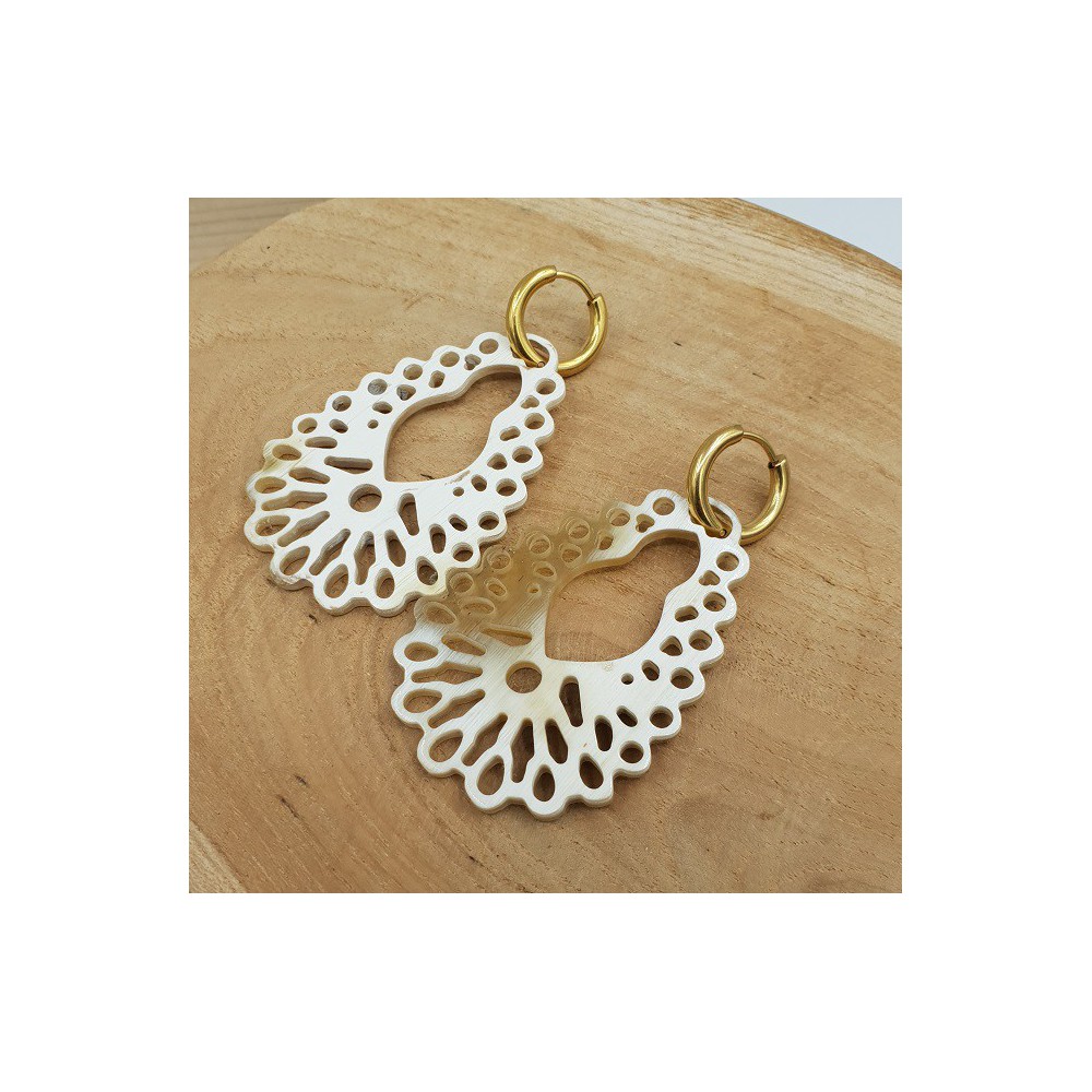 Creolen met uitgesneden Buffelhoorn