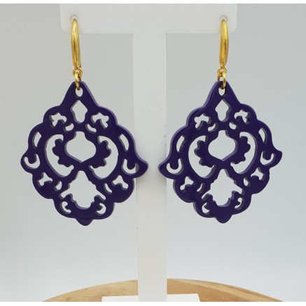 Oorbellen met paars gelakte Buffelhoorn