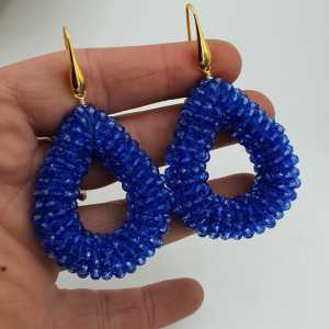 Vergoldete blackberry-Ohrringe mit blauen Kristallen