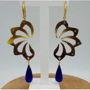 Earrings with buffalo horn and Sapphire blue quartz briolet