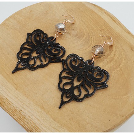 Oorbellen met zwarte Buffelhoorn en grijs kristal