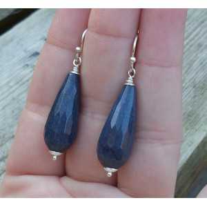 Earrings with dark blue Jade briolet