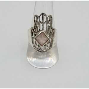 Zlveren Hamsa hand ring set with rose quartz 19 mm