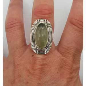 Silber ring set mit oval, seine Farbe, Größe 17,5 mm