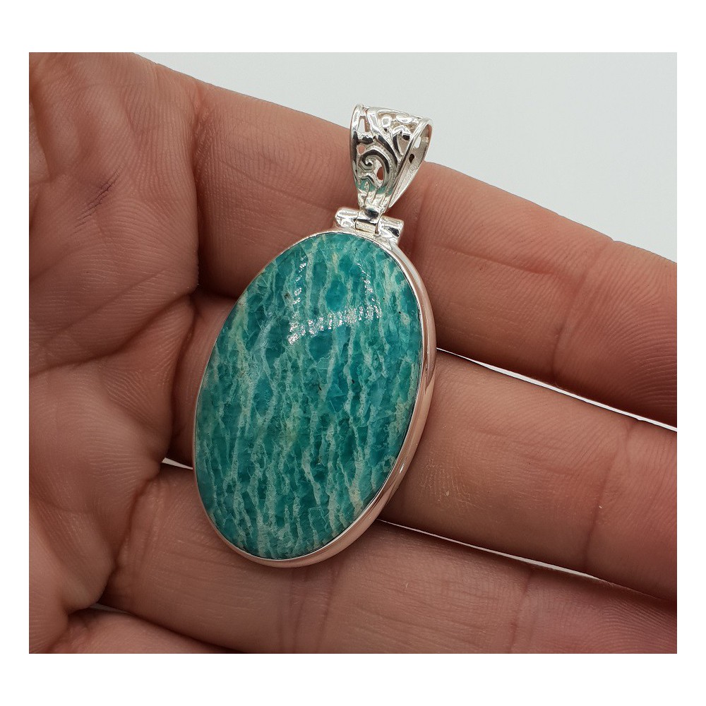 Zilveren hanger met ovale Amazoniet en bewerkt haakje