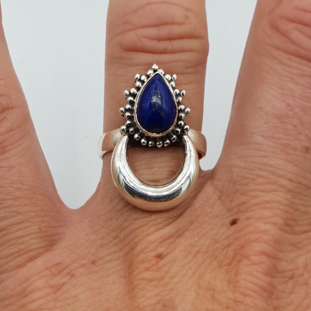 Zilveren maan ring gezet met Lapis Lazuli