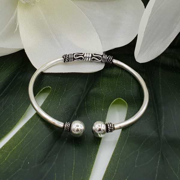 Silver bali style bracelet / bangle with bulbs